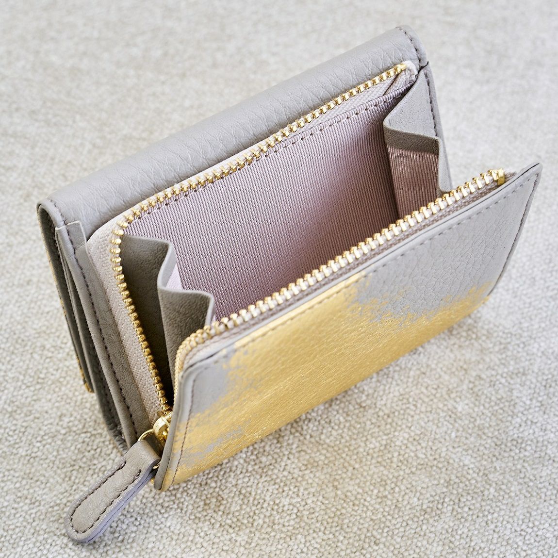 レザー三つ折り財布 | 箔座オンラインショップ
