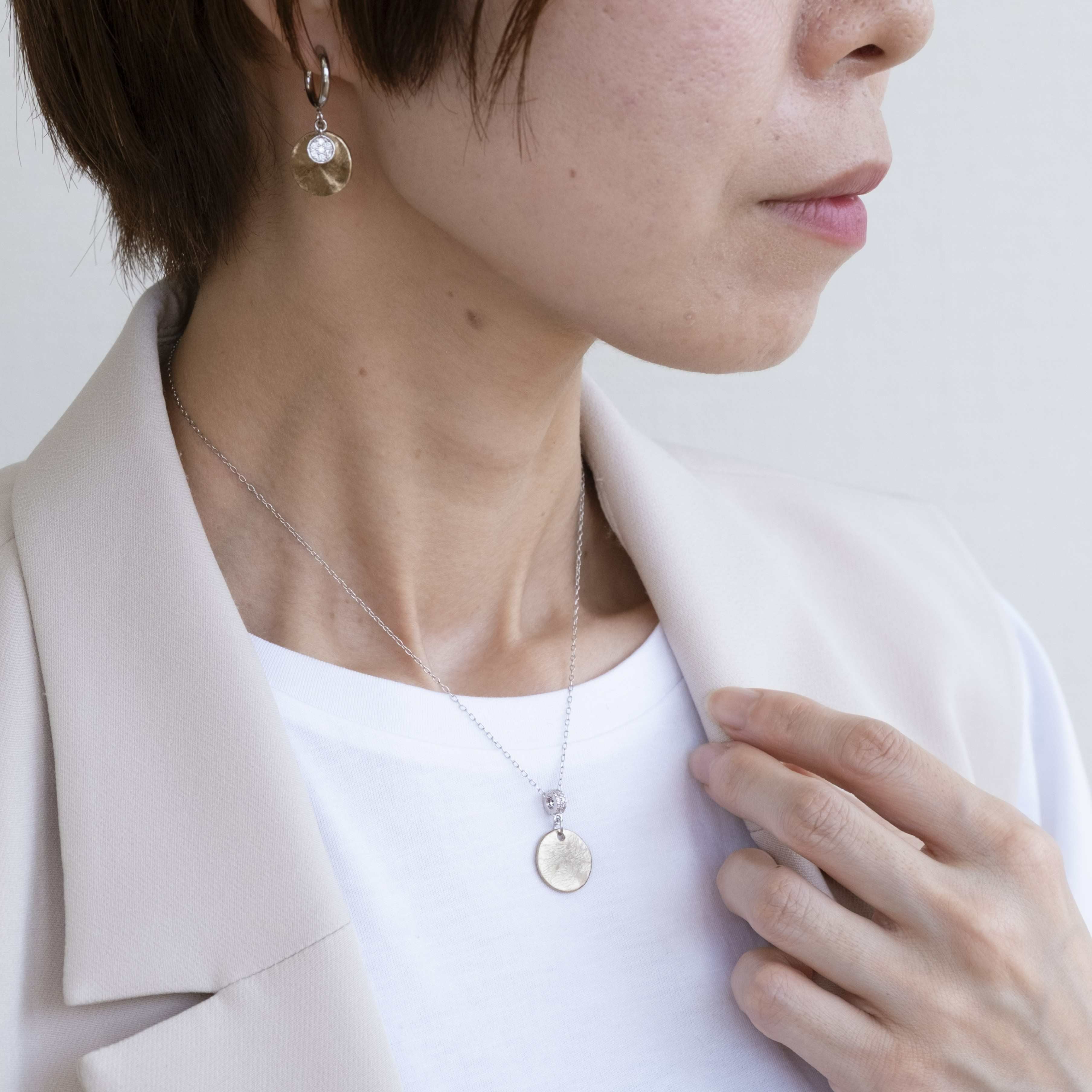メタルネックレス　グッゲンハイムミュージアムで購入 メタルネックレス | 箔座オンラインショップ